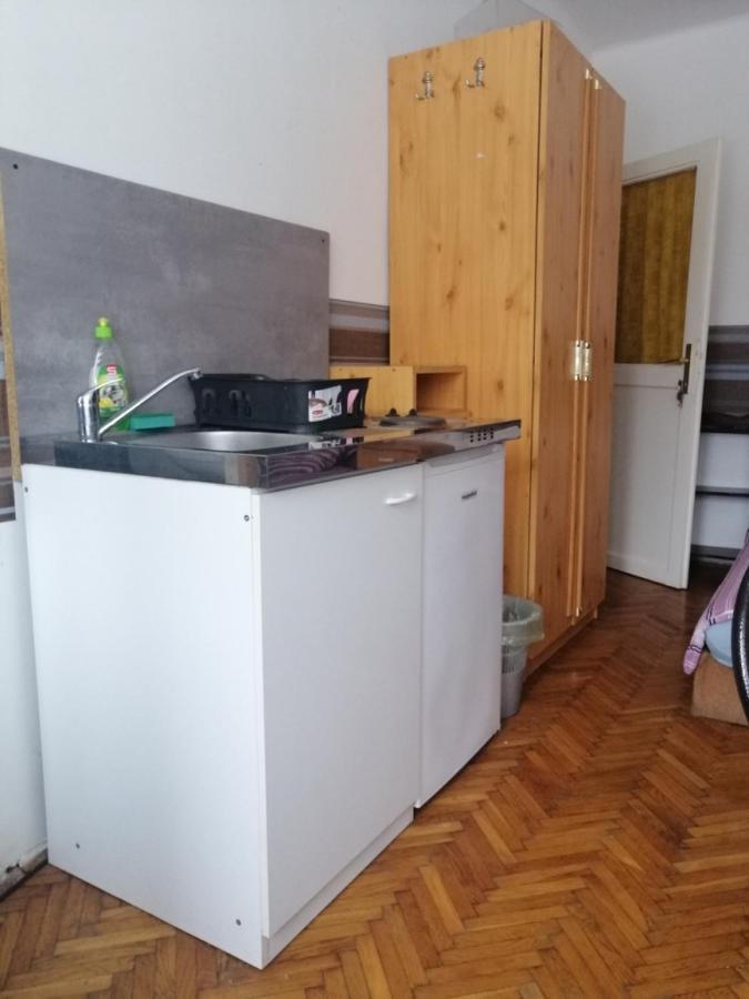 Belvarosi Vendeghaz Miskolc Bagian luar foto
