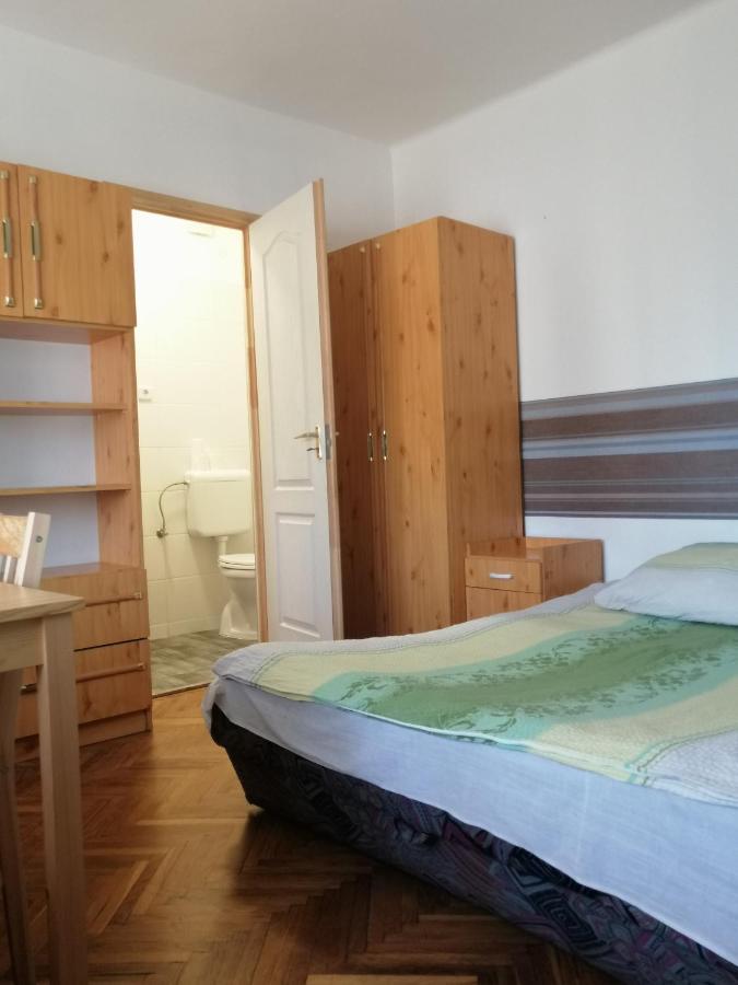 Belvarosi Vendeghaz Miskolc Bagian luar foto