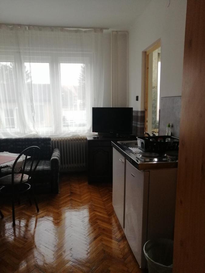 Belvarosi Vendeghaz Miskolc Bagian luar foto